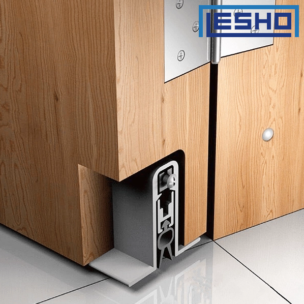 Puerta abatible estándar de acero inoxidable para sala limpia para laboratorio farmacéutico