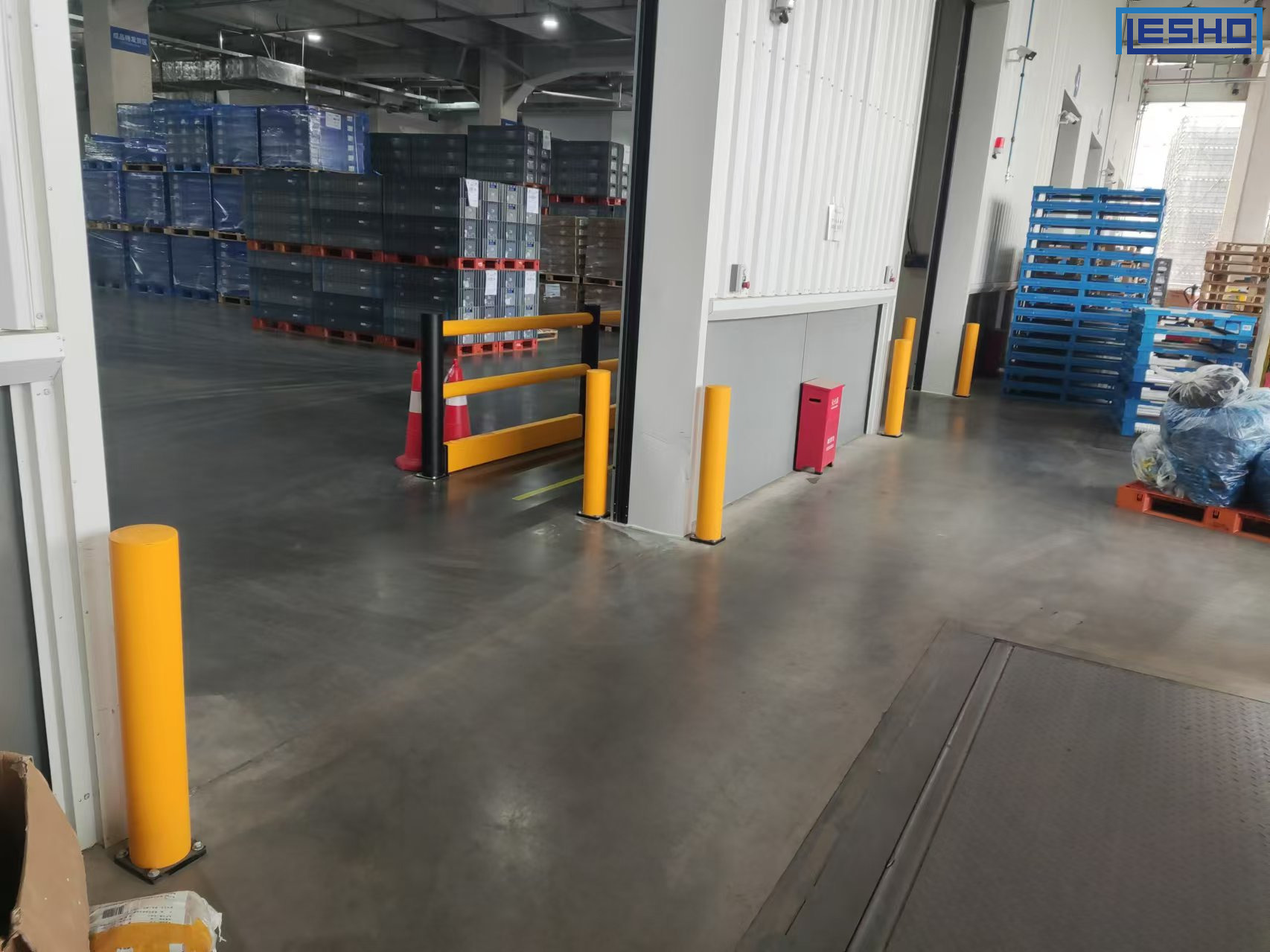 Pilar de tráfico anticolisión